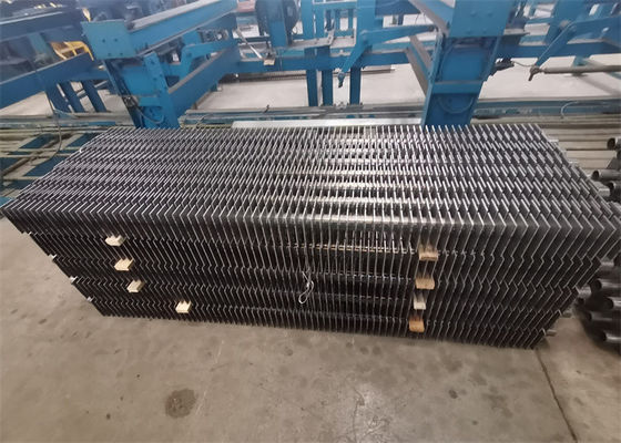أنابيب ملحومة طولية ذات زعانف عالية الكفاءة TP304L TP 316L غير القابل للصدأ