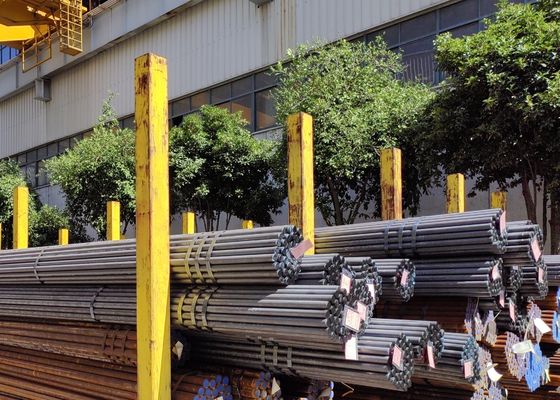 أنابيب الفولاذ المقاومة للاستعمال غير الملحومة مع قوة عالية ومقاومة للضغط