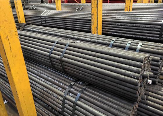 أنابيب فولاذية 15CrMo ذات درجة حرارة عالية ومقاومة للتآكل