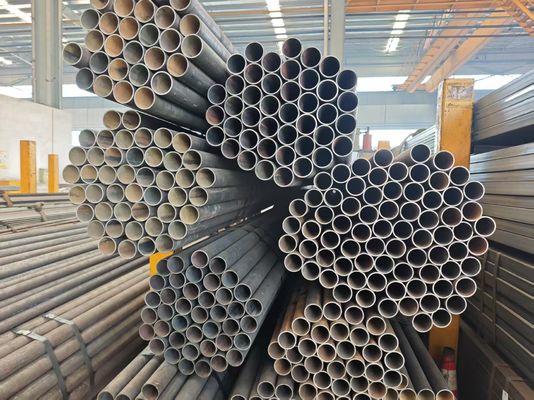 أنابيب فولاذية من نوع 15CrMo عالية الأداء مقاومة للحرارة