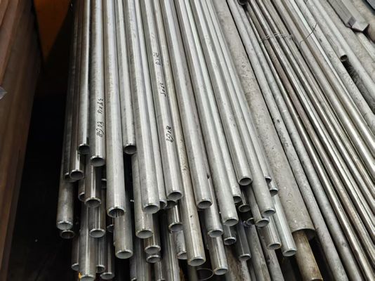 ASTM A192 أسود - طلاء عالية - أنابيب الغلاية بدون خيوط للاستخدام الصناعي