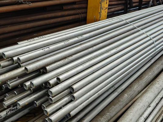 ASTM A192 أسود - طلاء عالية - أنابيب الغلاية بدون خيوط للاستخدام الصناعي