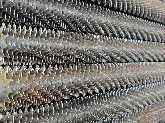 أجزاء الغلاية من الفولاذ المقاوم للصدأ للأنابيب الحلزونية الحلزونية لتفريغ الحرارة