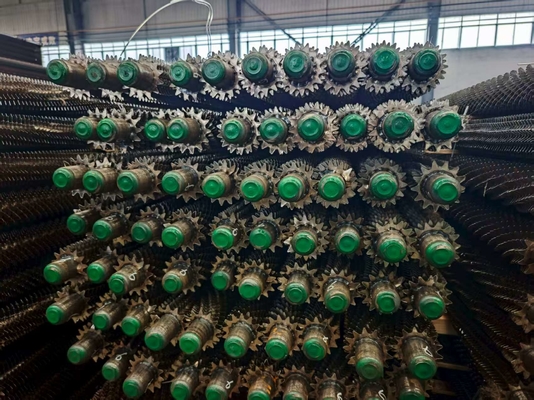 أنبوب الدرابزين المتعرج سبائك الفولاذ الكربون الفولاذ الفولاذ المقاوم للصدأ نقل الحرارة