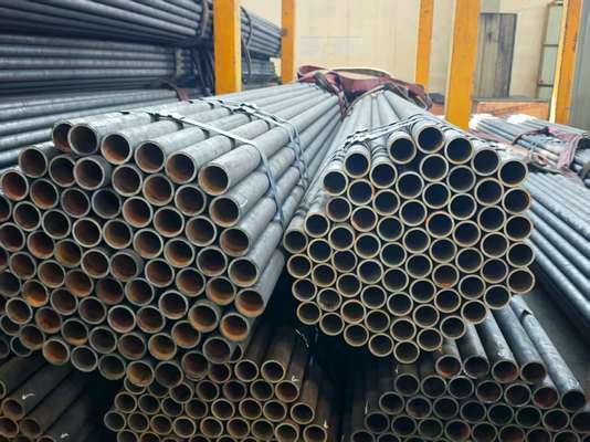 أنابيب الغلاية السلسة من الفولاذ الكربوني ASTM A106 DIN17175