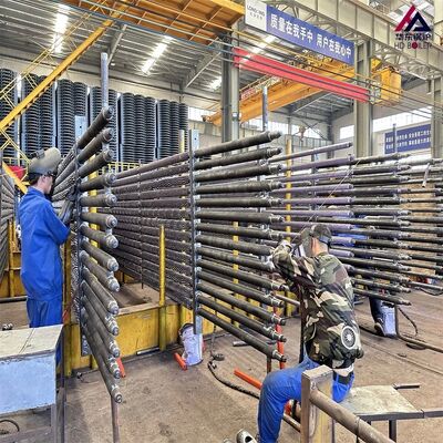 مبادل حراري بأنبوب زعانف حلزوني مسنن صلب من الفولاذ المقاوم للصدأ مضاد للرماد