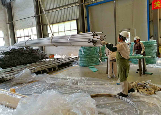 TP316L ASTM A269 ASME SA269 أنابيب الفولاذ المقاوم للصدأ 10 * 0.65 * 6000 مم صلب