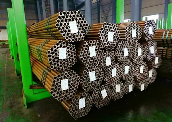 أنابيب الفولاذ المقاوم للصدأ الملحومة غير الملحومة Ss ASTM Standard TP304 ، TP304L ، TP316L