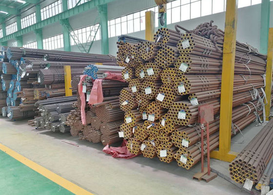 ASTM A192 أنابيب غلاية من الصلب الكربوني غير الملحوم لسطح مزيت عالي الضغط