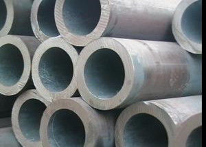 ASTM A213 T11 T22 أنابيب فولاذية غير ملحومة من الصلب / أنابيب غلاية Ss ذات درجة الحرارة العالية