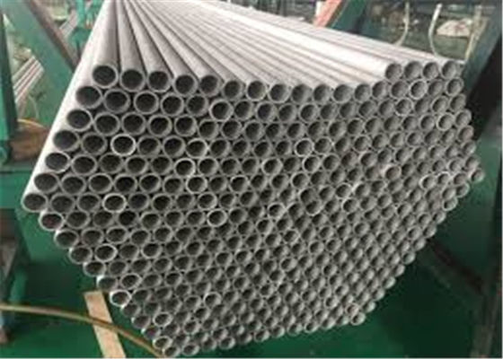 ASTM SA192 Gr P11 أنابيب الصلب الكربوني غير الملحومة المدرفلة على الساخن