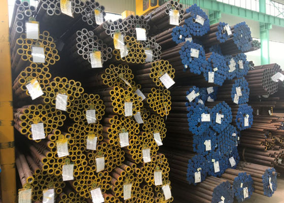 مبادل حراري أسود فولاذي غير ملحوم أنابيب نحاسية مطلية ASTM A106 قياسي